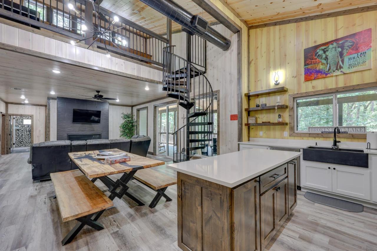 Family-Friendly Broken Bow Home With Deck And Grill! Exterior foto